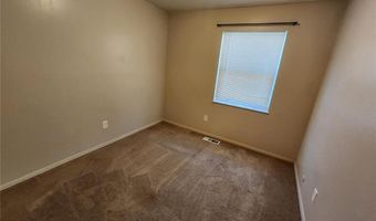 815 Portsdown Rd, Ballwin, MO 63011