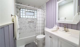 18 Meadowcrest Dr, Cumberland, RI 02864