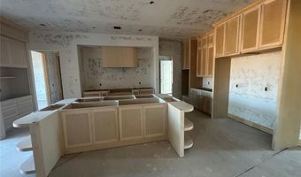 9401 Far Hills Ct, Edmond, OK 73034