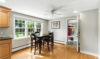 10 Mark Dr, Cranston, RI 02920