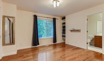 8006 SE SPORRI Ln, Milwaukie, OR 97267