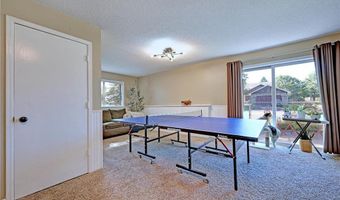 3729 Tower Pond Dr, Anoka, MN 55303