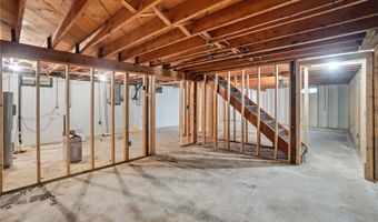 603 E Main St, Anna, OH 45302