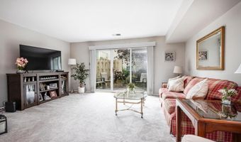 90 HAMPSTEAD Dr 90, Ambler, PA 19002