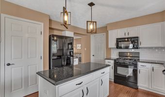 9107 Cherry Blossom Dr, Adams Twp., PA 16046