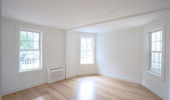 57 Callender Ave, Newport, RI 02840