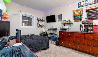 686 Gardner Rd, Exeter, RI 02822