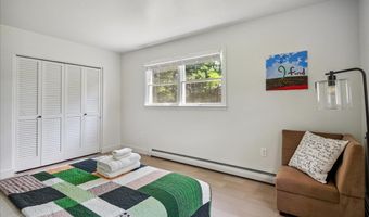 7 Grassy Brook Rd, Brookline, VT 05345