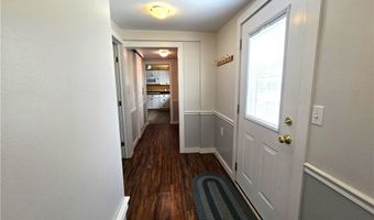 1857 Walnut Dr, Ashtabula, OH 44004