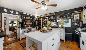 9936 JEANETTE Rd, Jacksonville, FL 32246