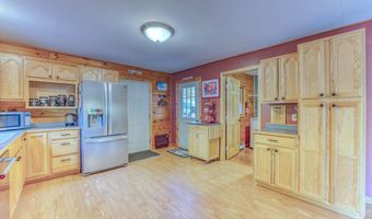 757 Maple St, Bethlehem, NH 03574
