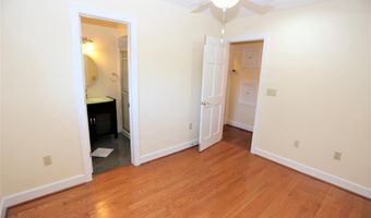 9705 FERNWOOD Rd, Bethesda, MD 20817