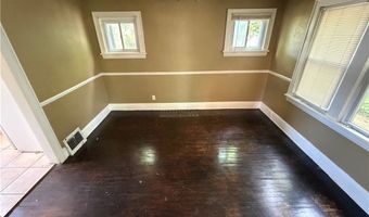 918 Frederick Blvd, Akron, OH 44320