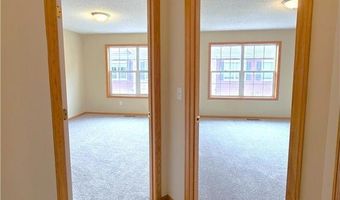 15358 Founders Ln 102, Apple Valley, MN 55124