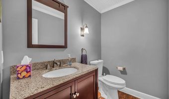 561 Willard Rd, Aurora, OH 44202