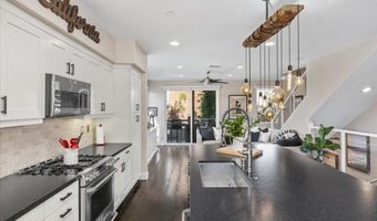 2517 State St, Carlsbad, CA 92008