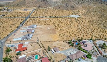19707 Roanoke Rd, Apple Valley, CA 92307