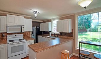 162 Monroe St, Alderson, WV 24910