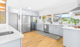 4316 Papu Cir, Honolulu, HI 96816