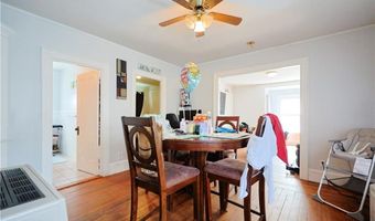 10 Walnut St, East Providence, RI 02914