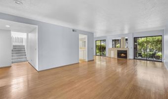 4015 Canario St D, Carlsbad, CA 92008