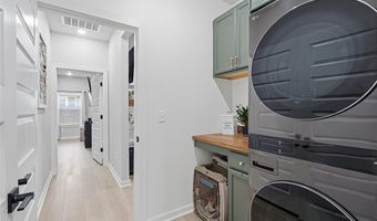 5905 Chiefs Ave, Bentonville, AR 72713