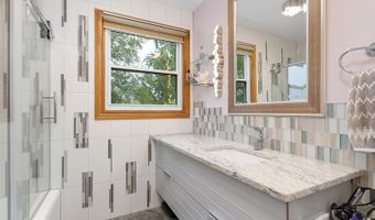 1145 S Chestnut Ave, Arlington Heights, IL 60005
