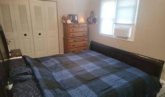200 Pacific Ave, Beachwood, NJ 08722