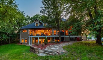 605 Oakwood Pl, Polk City, IA 50226