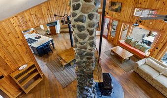 63220 Johnson Rd, Bend, OR 97703