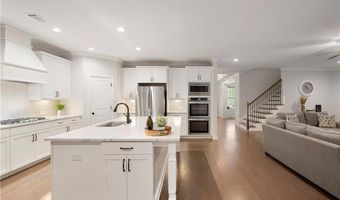 202 Vandiver Ct, Acworth, GA 30101