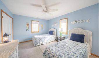 141 8th St, Avalon, NJ 08202