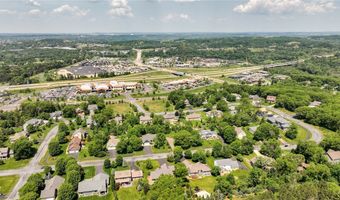 904 Timber View Dr, Altoona, WI 54720
