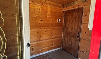 941 S Main St, Cascade, ID 83611