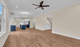 2 Potters Ct, Bayville, NJ 08721