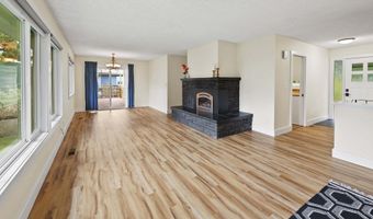 4650 CEDAR St, Astoria, OR 97103