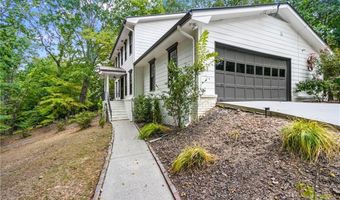 813 Lakeshore Dr, Berkeley Lake, GA 30096
