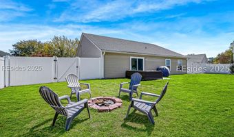 3 Lakeside Dr, Bluffton, SC 29910