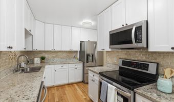 6124 OLD BRENTFORD Ct, Alexandria, VA 22310