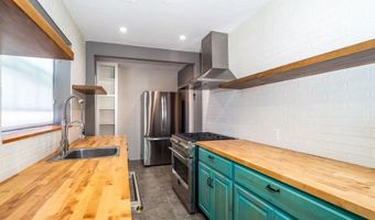 7595 Saranac Ave, La Mesa, CA 91942