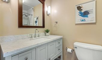 42 8th St 5525, Boston, MA 02129