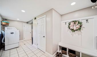 350 Townline Rd, Aurora, OH 44202