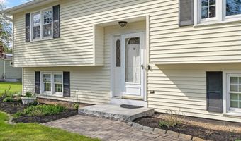 13 Groton Shirley Rd, Ayer, MA 01432