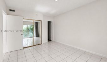20200 NE 29th Ct N214, Aventura, FL 33180