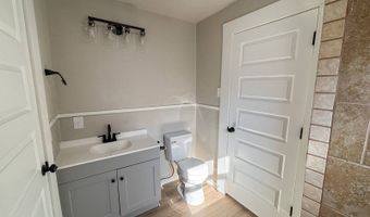 215 E Jackson Ave, McAlester, OK 74501