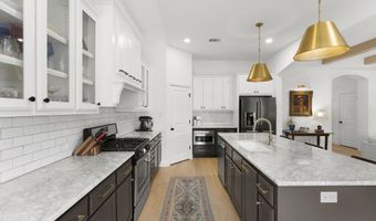 672 Lookout Point Ave, Aledo, TX 76008