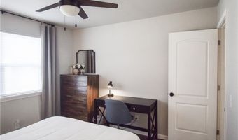 1306 SE C St, Bentonville, AR 72712