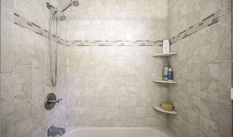 47 Overlea Ln, Aberdeen, NJ 07747