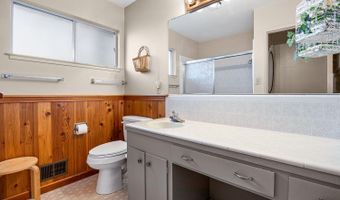 2079 Camanche Dr, Arnold, CA 95223