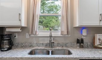 132 SUMMER HILL Dr, Alabaster, AL 35007